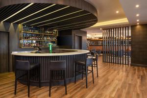 Four Points by Sheraton Lagosにあるラウンジまたはバー