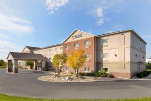 una representación de la fachada de un hotel en Comfort Inn & Suites Davenport - Quad Cities, en Davenport