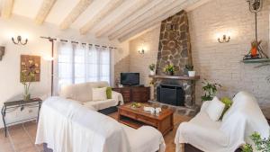 TV a/nebo společenská místnost v ubytování Villa María del Carmen Frigiliana by Ruralidays