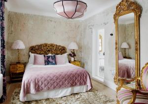 Krevet ili kreveti u jedinici u okviru objekta Görvälns Slott