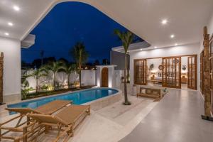 Piscina di CASA BIARI : Tropical Vibes - 3 min from beach o nelle vicinanze