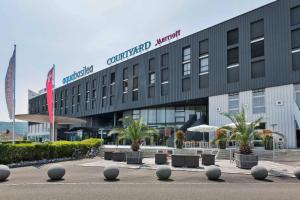 Bangunan di mana terletaknya hotel