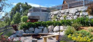 A garden outside Hinterramsebn