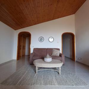 Зона вітальні в Villa Acanthos Panoramic Terrace