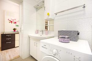Fotografie z fotogalerie ubytování Apartman Makarska v destinaci Makarska + 16 fotografií