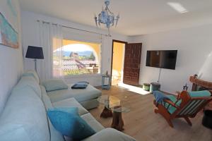 Χώρος καθιστικού στο Casa Geminis I
