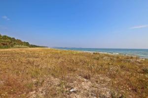 Een strand bij of vlak bij het vakantiehuis