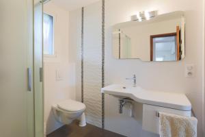 Ένα μπάνιο στο Bellevue rue de la petite corniche +19 φωτογραφίες