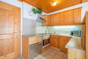 Kuchnia lub aneks kuchenny w obiekcie Appartements Spitzegel