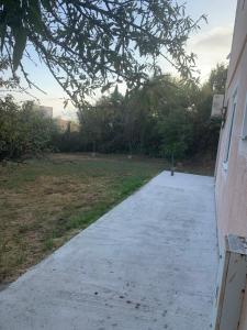 Foto dalla galleria di Ruza vetrova a Bar Altre 34 foto