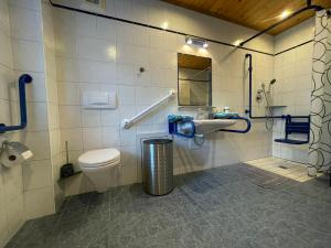 Koupelna v ubytování Ferienwohnung Jank + 34 fotografií