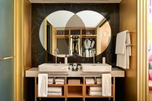 The BoTree - Preferred Hotels and Resorts的一间浴室