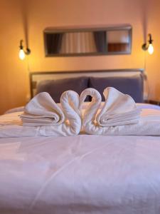 PP Pool Villa Maesalong Chiangrai客房内的一张或多张床位