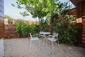 Lemon Tree Loft Chic Studio in the Heart of Culver