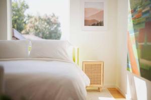 Lemon Tree Loft Chic Studio in the Heart of Culver