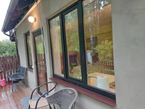 Balkón nebo terasa v ubytování Apartamenti Plieņciemā 4 cilvēkiem, pirmā stāvā