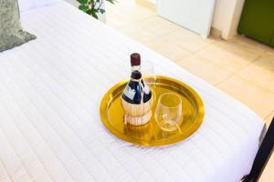 Bebidas en Catania 2 Suite W/private pool,W/heater , WIFI.