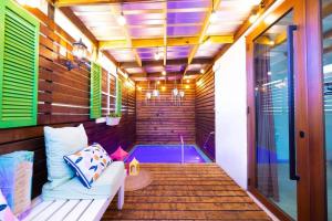 Imagen de la galería de Catania 2 Suite W/private pool,W/heater , WIFI., en Aguadilla
