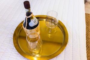Bebidas en Catania 2 Suite W/private pool,W/heater , WIFI.