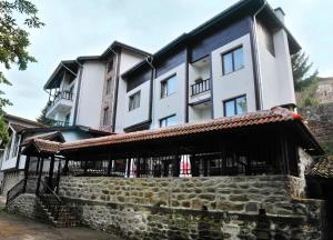 Afbeelding uit fotogalerij van Hotel Kiprovets in Chiprovtsi