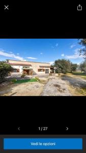 a screenshot of a picture of a house at VILLA ARCADIA in Oria