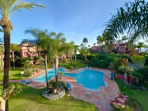 Bazén v ubytovaní Apartamento Marbella Alicate Beach alebo v jeho blízkosti