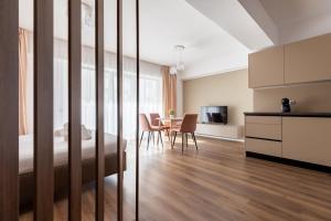 Dapur atau dapur kecil di Tower Apartments