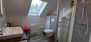 Koupelna v ubytování Premiumferienhaus Bhakti