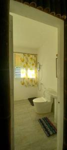 Ванная комната в Bamboo Garden Tourist Inn