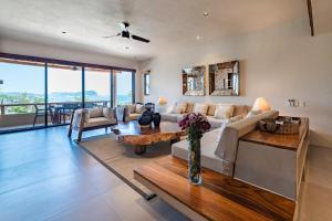 Χώρος καθιστικού στο 3019 - Amanecer F2