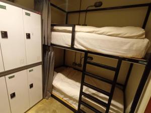 薇薇青旅-嚞驫驛站にある二段ベッド