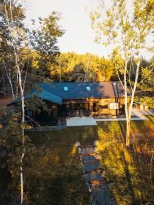 Gallery image of Cornerstone Cabin-Private Lake-Kayaks and Hot Tub! in Siren