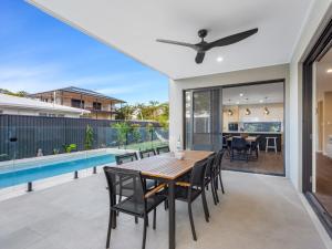 La alberca dentro o cerca de Driftwood