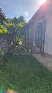 A garden outside Casa M-MiMi"s Paradise