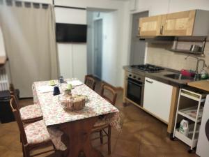 Kuchyňa alebo kuchynka v ubytovaní A CASA DI CARLA B&B