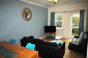 Televisyen dan/atau pusat hiburan di Doncaster Central Apartment Sleeps 5 Very Quiet