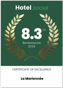 un certificado de excelencia con una corona de laurel en La Mariennée, en La Rochelle