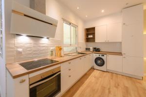 Kuchyň nebo kuchyňský kout v ubytování Apartamento en el centro de Madrid