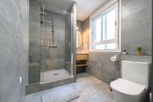 Koupelna v ubytování Apartamento en el centro de Madrid + 19 fotografií