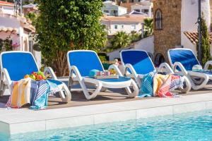 Basen w obiekcie Villa Salada - PlusHolidays lub w pobliżu