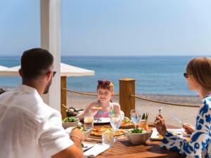 الضيوف المقيمون في Rixos Sungate - The Land of Legends Access