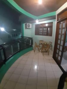 Een keuken of kitchenette bij Apartamento inteiro( 1° andar) - Guarabira/PB