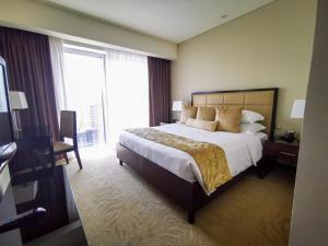 Postel nebo postele na pokoji v ubytování Dubai Marina 1BR - The UpperKey Collection