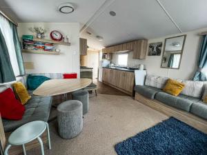 Setusvæði á Brilliant Caravan For Hire Nearby Scratby Beach In Norfolk Ref 50034m