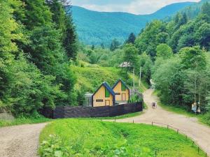 Príroda v okolí horskej chaty