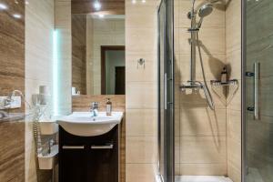 Kúpeľňa v ubytovaní Apartament w malowniczej Dolinie Kościeliskiej by Rent like home