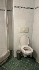 Koupelna v ubytování Hotel Pod Vlekem + 18 fotografií
