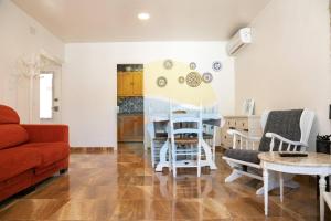 Foto dalla galleria di Eucaliptus - Casa en el Delta para disfrutar de la playa del Trabucador - Deltavacaciones a L'Eucaliptus Altre 32 foto