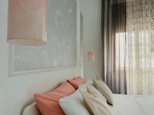 Postel nebo postele na pokoji v ubytování Sophia Boutique Home