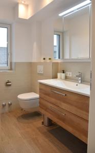 Un baño de Mountain View Appartements mit Blick